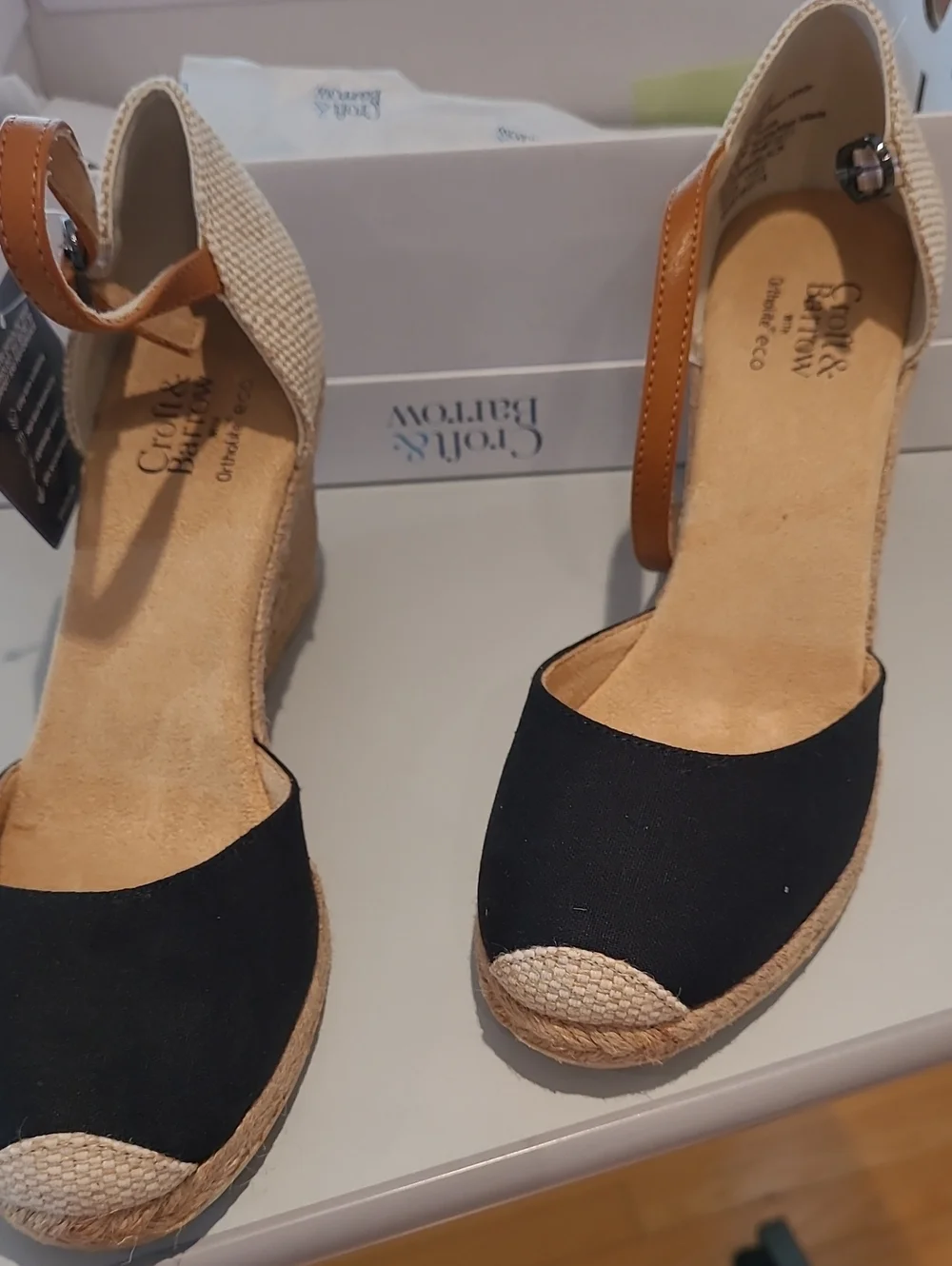 croft & barrow Black and Tan Espadrille Wedge Sandals